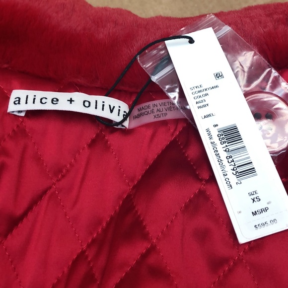 Alice + Olivia Montana Faux Fur coat. Size XS - Picture 6 of 8